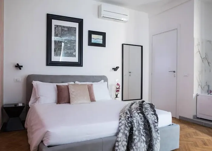 Pink Intimate Jacuzzi Trastevere Apartament Rzym